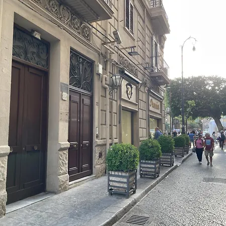 Apartament La Giostra Del Massimo Palermo