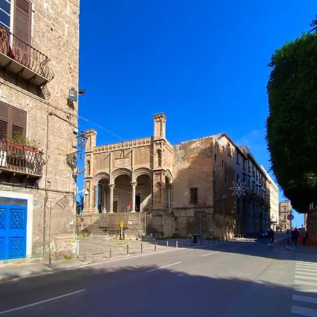 La Giostra Del Massimo * Palermo